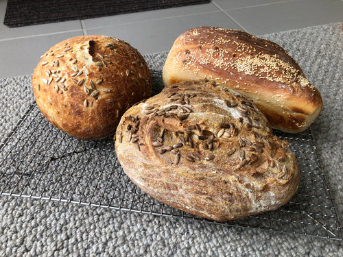 GOLF AND SOURDOUGH BREAD